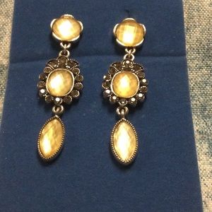 Avon Vintage Linear Clip Earrings